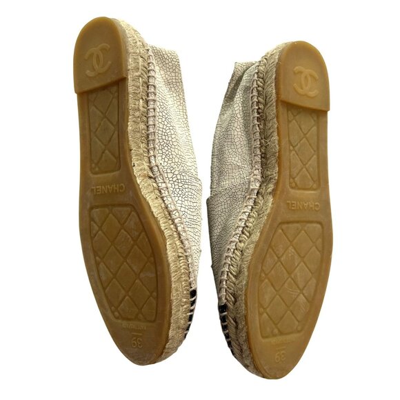 Chanel CC Crackled Leather Espadrilles in Beige - Picture 7 of 8